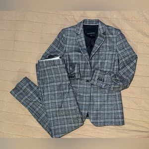 Never Worn Banana Republic Wool Suit
